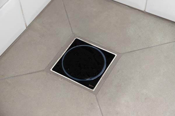 Ralo Click Inteligente de Inox para Banheiro - Como instalar 5 - Ralo Click Black Preto Fosco